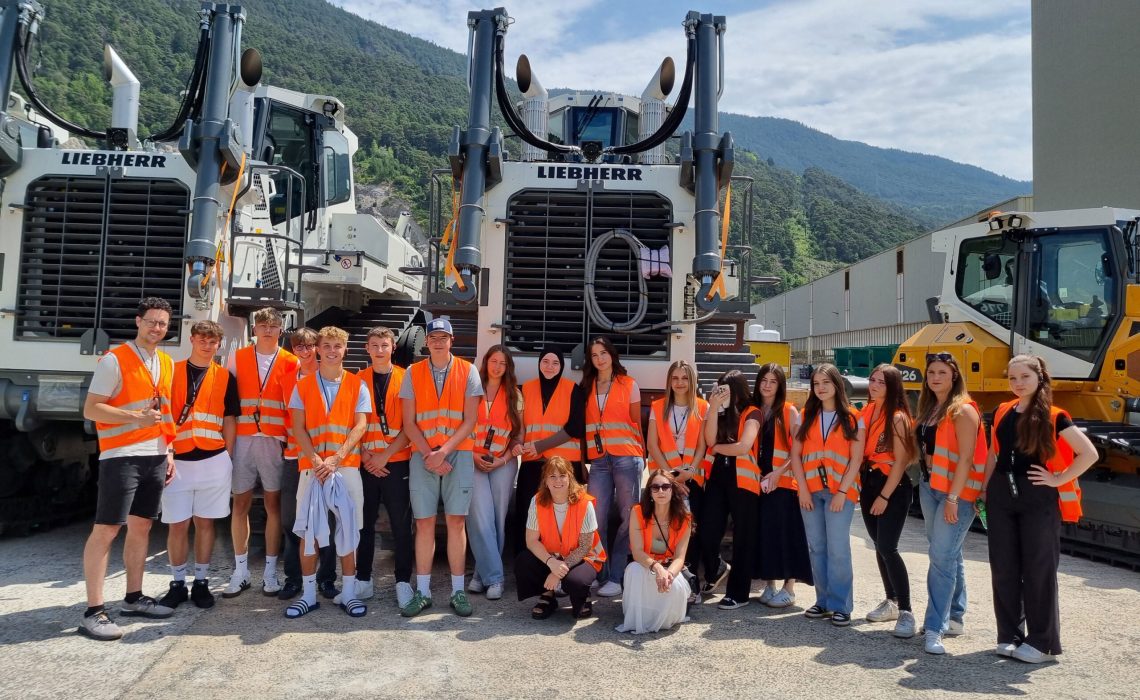03_Liebherr